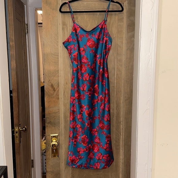 a new day Dresses & Skirts - A New Day Floral Midi Dress